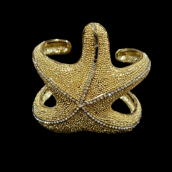 Lilly Pulitzer Jewelry - Lilly Pulitzer Starfish Cuff Bracelet